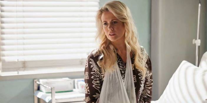 Anne babası duyurdu: 45 yaşındaki ünlü oyuncu hayatını kaybetti