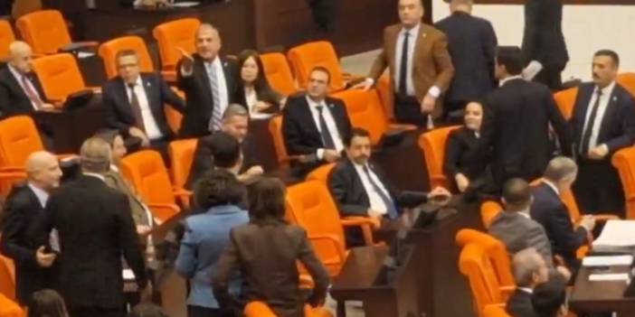 TBMM'de DEM Parti ve İYİ Parti arasında Barzani krizi! Oturuma ara verildi tansiyon birden yükseldi