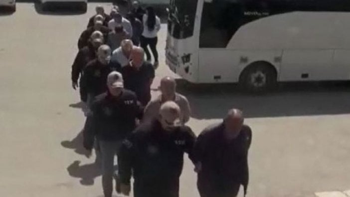 Van'da belediye daire başkanı ile müdürler dahil 9 kişi gözaltına alındı