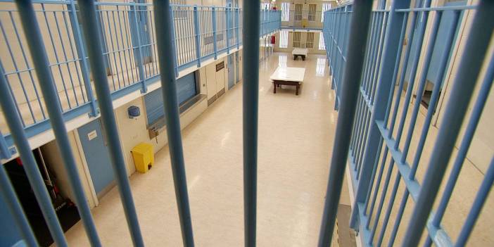 Cezaevlerinde rekor doluluk! Sayı 35 ilin nüfusunu geride bıraktı