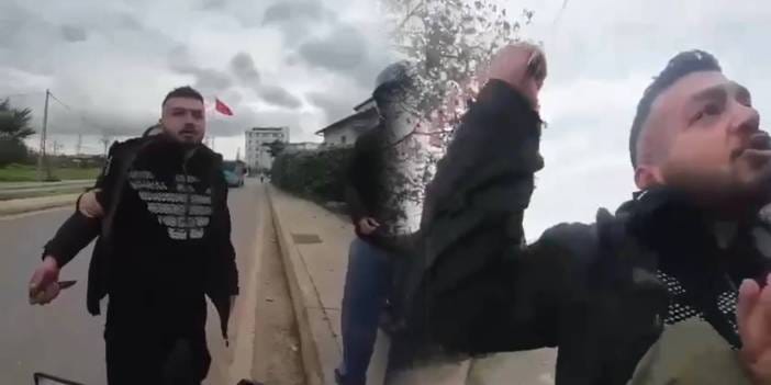 'Şaka' dediler ikna olmadı: Bıçak çekip tehdit etti