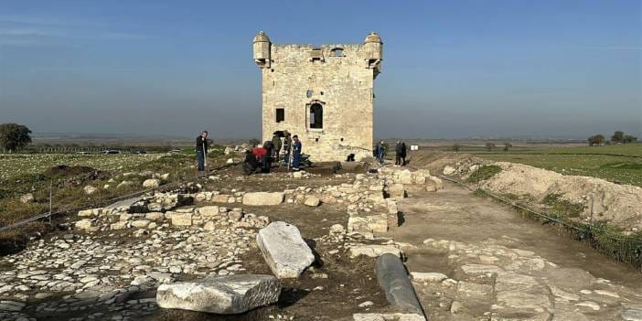 Üç asırlık köşk kalıntıları gün yüzüne çıkarılıyor: Cezayirli Gazi Hasan Paşa'ya ait