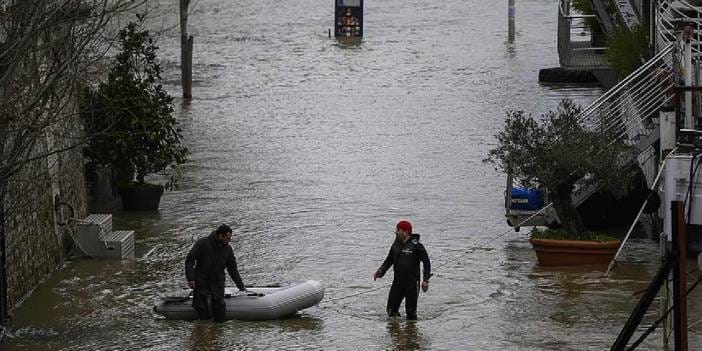 Yağışlar şiddetlendi, risk yükseldi: Turuncu alarm verildi