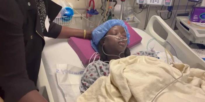 Ünlü model hastalığını açıkladı: Kan tükürmeye başlayınca ortaya çıktı