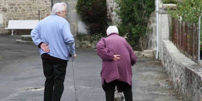 Yaşlılar için kemik sağlığını destekleyen beslenme önerileri