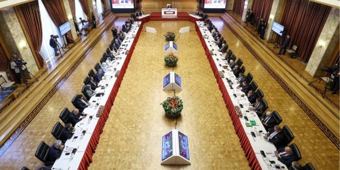 Süreç komisyonunda 'Pe-Ka-Ka mı PeKe-Ke mi' tartışması