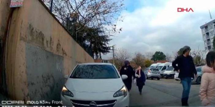 Okuldan çıkan öğrencilerin üzerine araç sürdü!