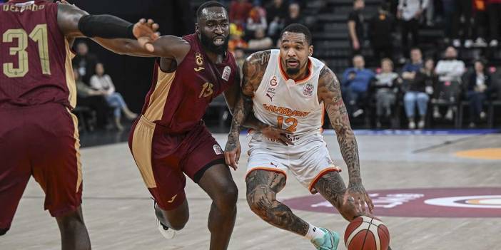 Trabzonspor Galatasaray'a 12 sayı fark attı