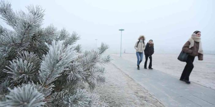 Kar ve buzlu yollarda düşmeden yürümenin 7 yolu