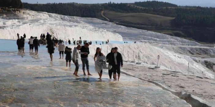 Akın akın gittiler! Nüfusunun 2 katından fazla turist ağırladı