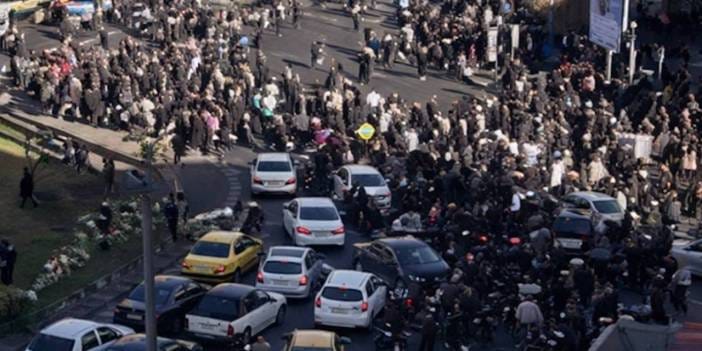 İran'da protestolar silahlı çatışmaya dönüştü: Ölü ve yaralılar var!