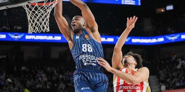 Anadolu Efes Kızılyıldız'a kayıp