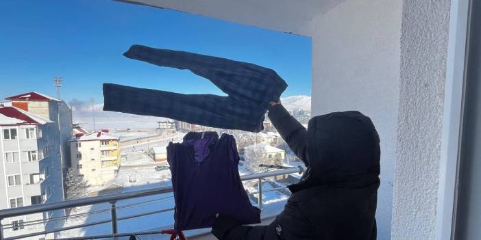 Öyle bir soğuk geldi ki tüm çamaşırlar dondu! Rekor o ilimizden geldi