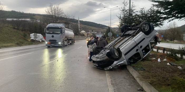 Samsun'da Feci Kaza: Takla atan araçtan yaralı olarak kurtuldular