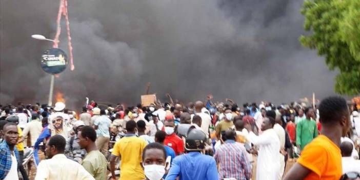 Nijerya'da pazar yerine terör saldırısı: 50 kişi öldü