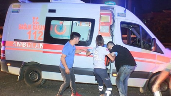 6 ay önce ambulansa yol vermeyen maganda, kaza geçirince ambulanslık oldu