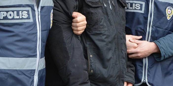 İstanbul'da 3 noktada uyuşturucu operasyonu: 8 gözaltı