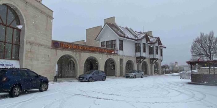 AKP'nin yönettiği kentte 40 saattir su yok! Yurttaş isyan etti: Belediyeden hiçbir hareket yok!