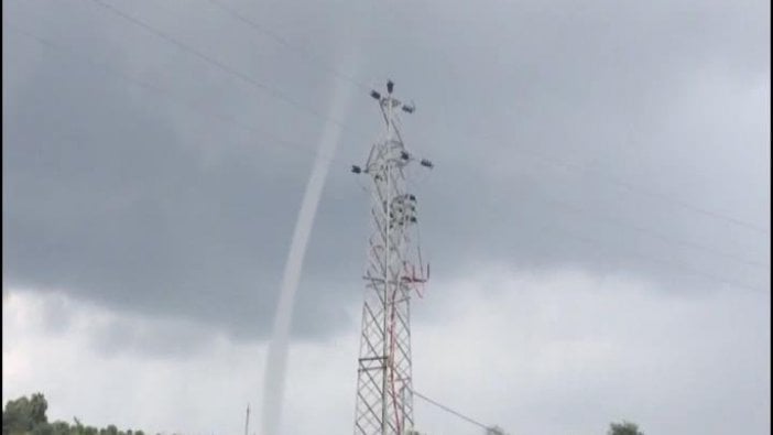 Meteoroloji uyarıyor saatlerce durmayacak! İstanbul'da hortum...