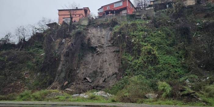 Zonguldak'ta sağanak sonrası heyelan: 2 ev tahliye edildi