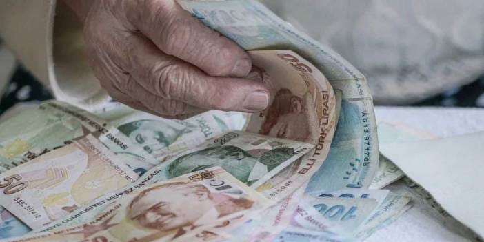 En düşük emekli maaşına ek ödeme belli oldu: Önce onlar alacak