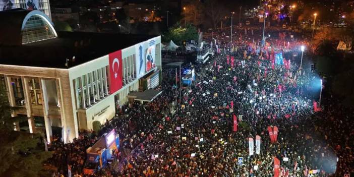 Son Dakika | Saraçhane'de Erdoğan'a hakaret iddiasıyla 75 gün tutuklu kalan gençler beraat etti