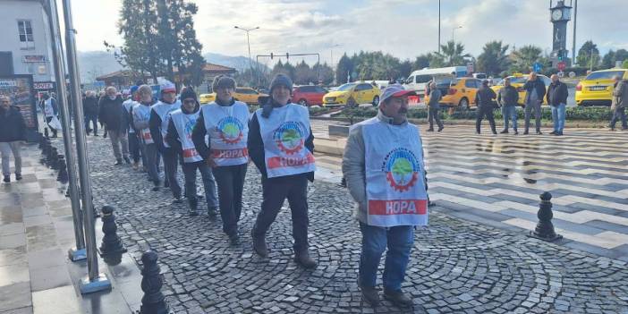 Hopa'da emekliler ayakta: Seyyanen zam lütuf değil haktır!
