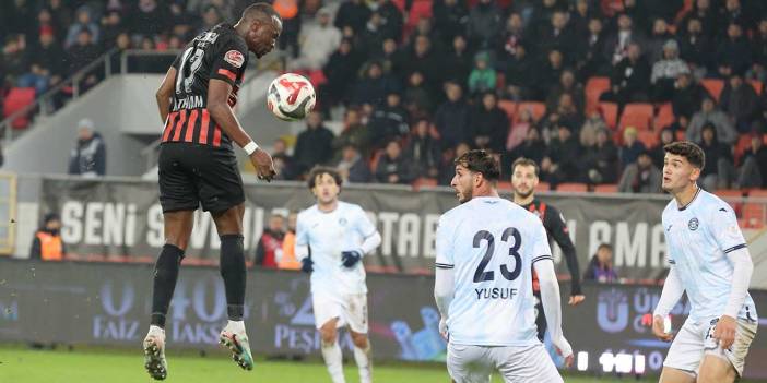 Çorum FK 8 dakikada işi bitirdi