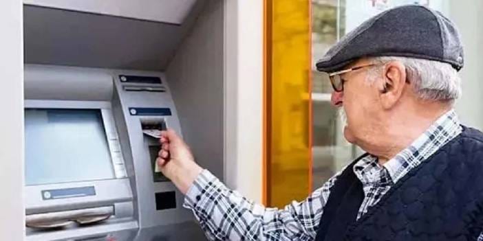 Emekli bayram ikramiyesi 2026'da ne kadar olacak? Kulislerde bu rakamlar konuşuldu