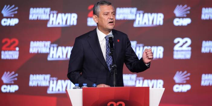 Son Dakika | Özgür Özel'den Türk bayrağına provokasyona tepki