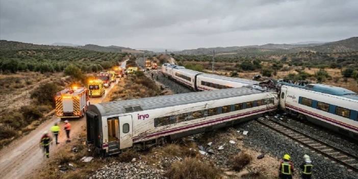 İspanya'da 3 günlük ulusal yas ilan edildi