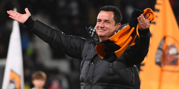 Acun Ilıcalı 122 yıllık Hull City tarihini değiştirdi