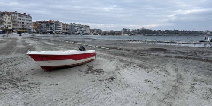 İki ilde deniz suyu çekildi! Korkutan görüntülere uzmanlardan açıklama geldi