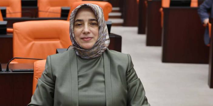 AKP'li Özlem Zengin'den emekli maaşı itirafı! "Yeterli değil hepimiz görüyoruz"