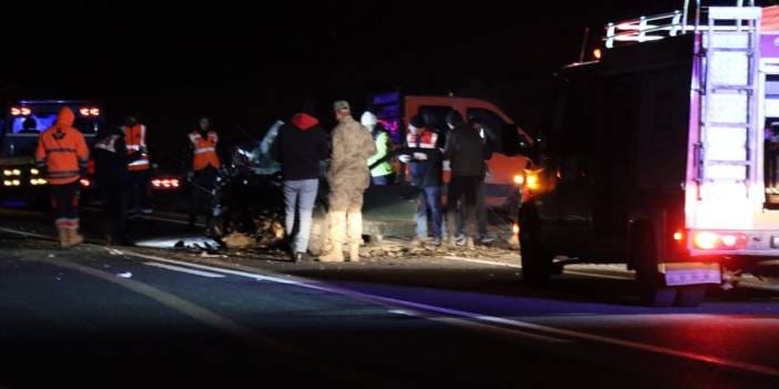 Mardin'de katliam gibi kaza! 3 kişi olay yerinde can verdi