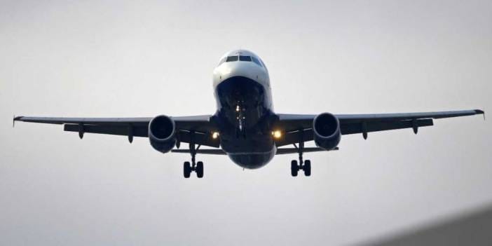 Uçakta 3 saat gecikmeye 600 euroya kadar tazminat ödenecek: Avrupa Parlamentosu'nda kabul edildi