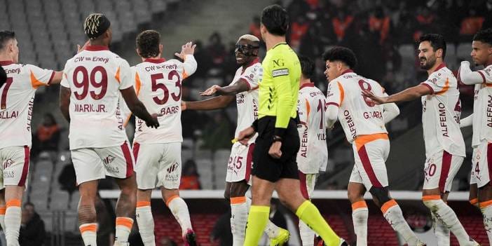 Galatasaray Karagümrük'ü 3 golle geçti: Liderliği bırakmadı