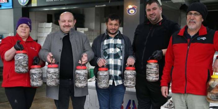Kapış kapış gidiyor: Bin 500 liradan bidon bidon alıyorlar
