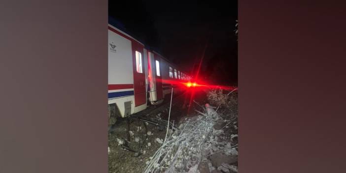 Balıkesir’de yolcu treni raydan çıktı