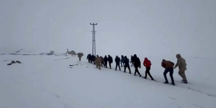 26 ilde göçmen kaçakçılığı operasyonu: 171 organizatör yakalandı