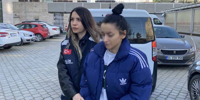 Süpürge demiri ile çocuğu dövüp gasbettiler