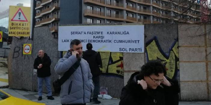 Son dakika | Şeriat karşıtı pankart asan gençlere ev hapsi