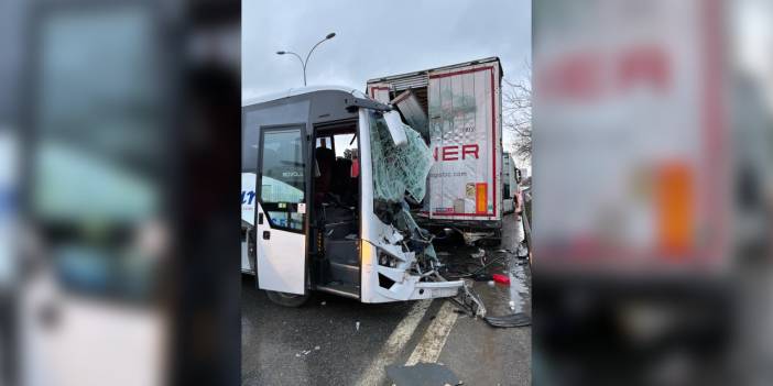 İstanbul Kurtköy'de trafik kazası: 13 yaralı!