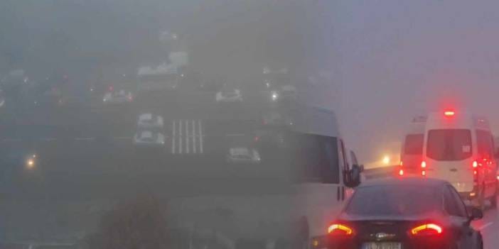 Sis ve yağmur İstanbul trafiğini kilitledi