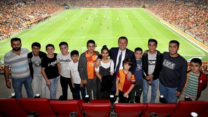 İmamoğlu Galatasaray'dan talepte bulundu: Sultanbeylili çocukların maç keyfi