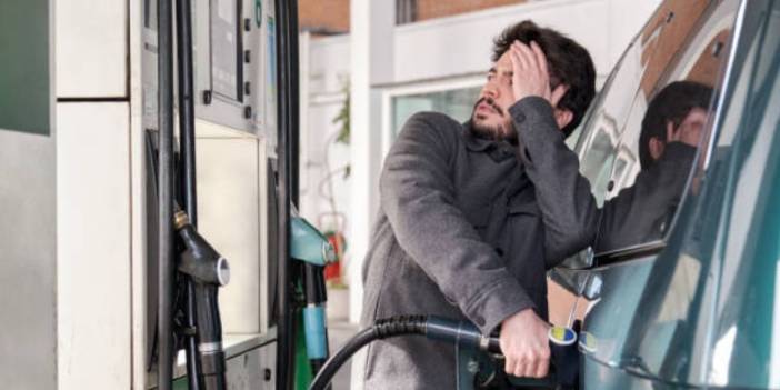 Akaryakıta gelen zam dudak uçuklattı, 60 TL'yi geçti!