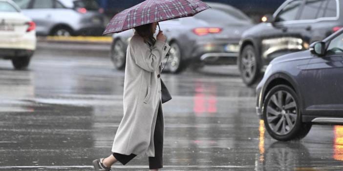 Meteorolojiden il il uyarı: Hem toz taşınımı hem de sağanak gelecek