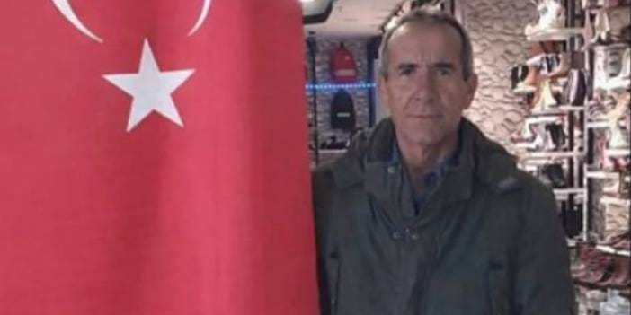 Babasını 12 bıçak darbesiyle katletti: "Öldüğünden emin olduktan sonra kapıyı açarım"