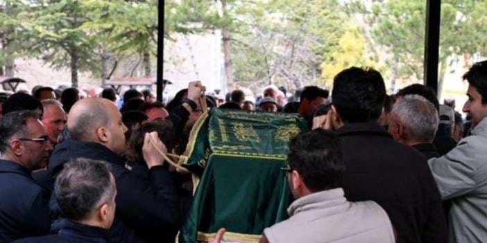 Adana'da yaya geçidinde facia: 1.5 yaşındaki bebeğe çarpıp kaçtı!