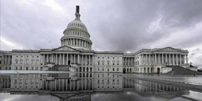 ABD’de Kongre Binası önünde pompalı tüfekle koşan şüpheli gözaltına alındı